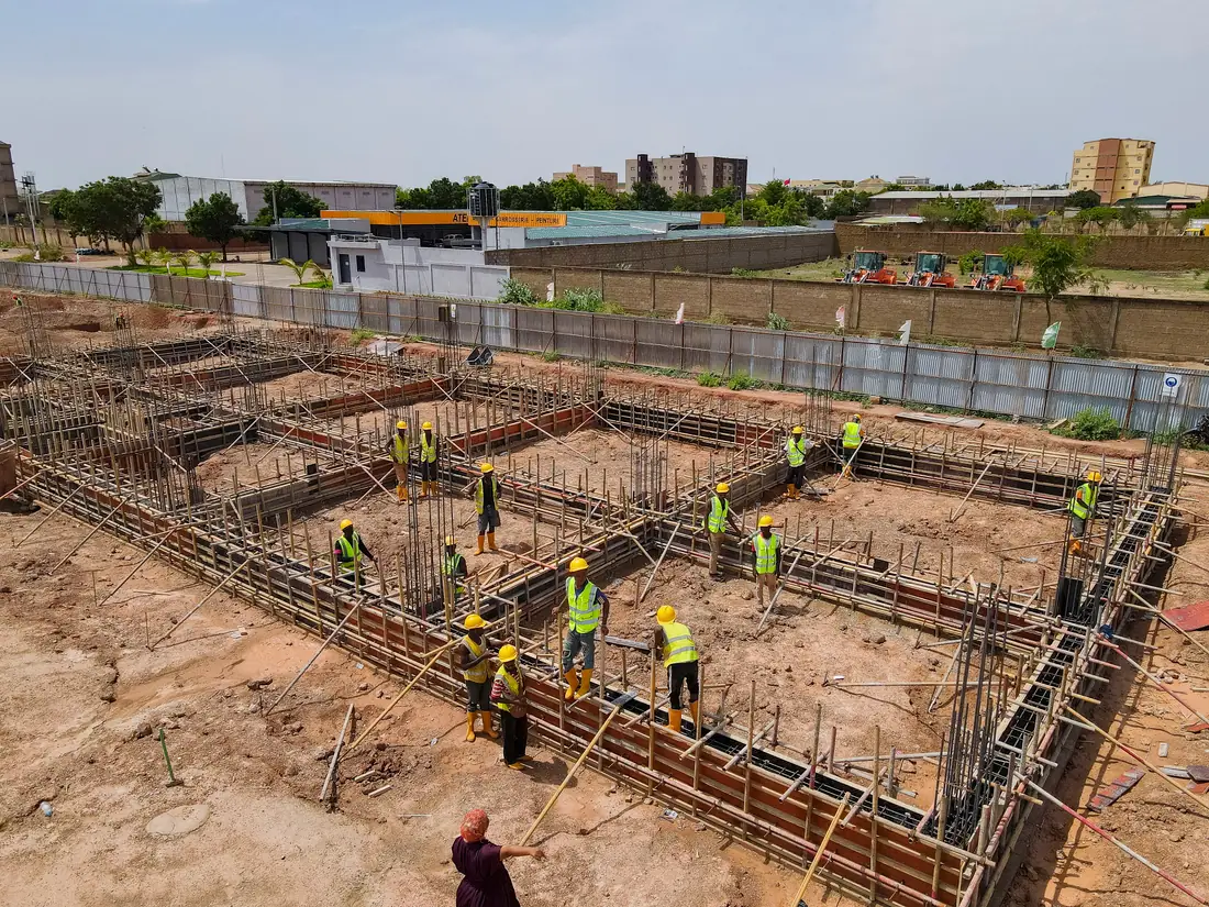 Vue aérienne du chantier de ZAFARA PLAZZA à Ouagadougou